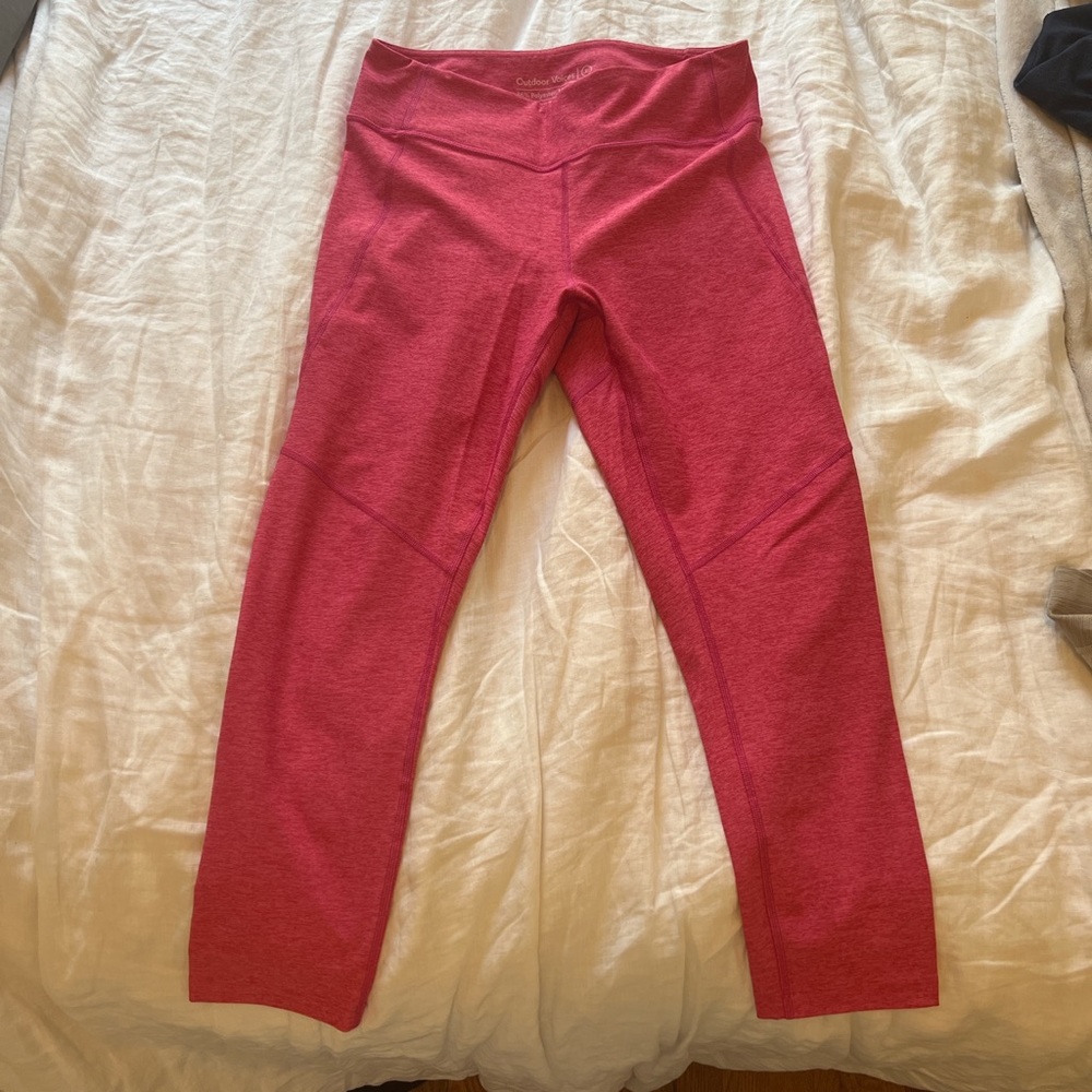 hot pink outdoor voices 3/4 leggings size L